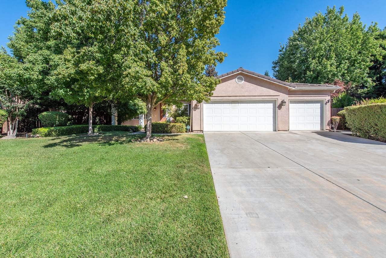 2100 Cottonwood Street - Photo 1