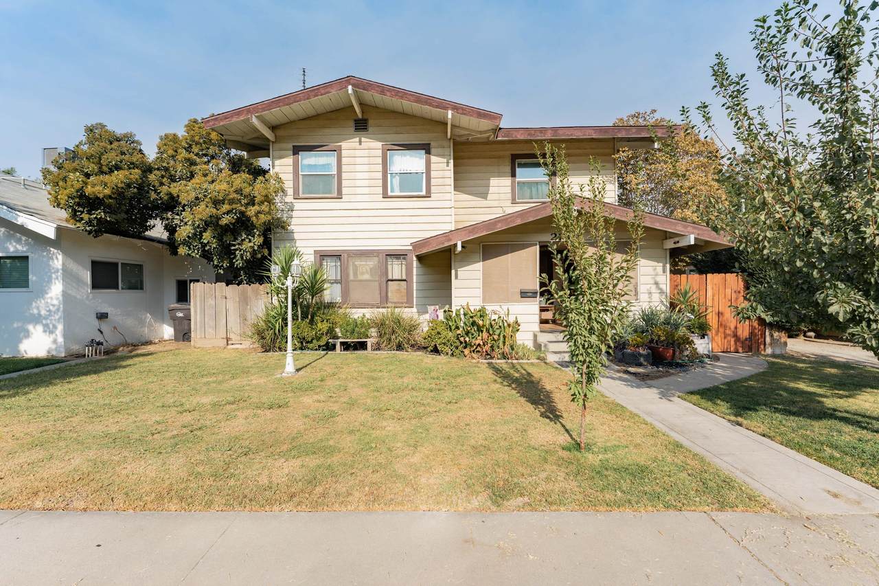 213 C Street - Photo 1