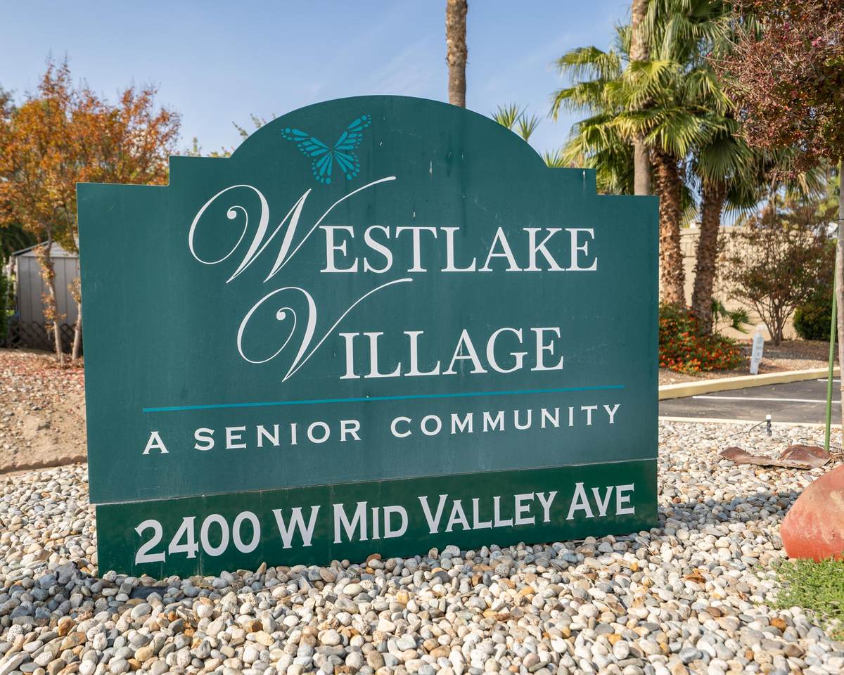 2400 Midvalley Avenue - Photo 1