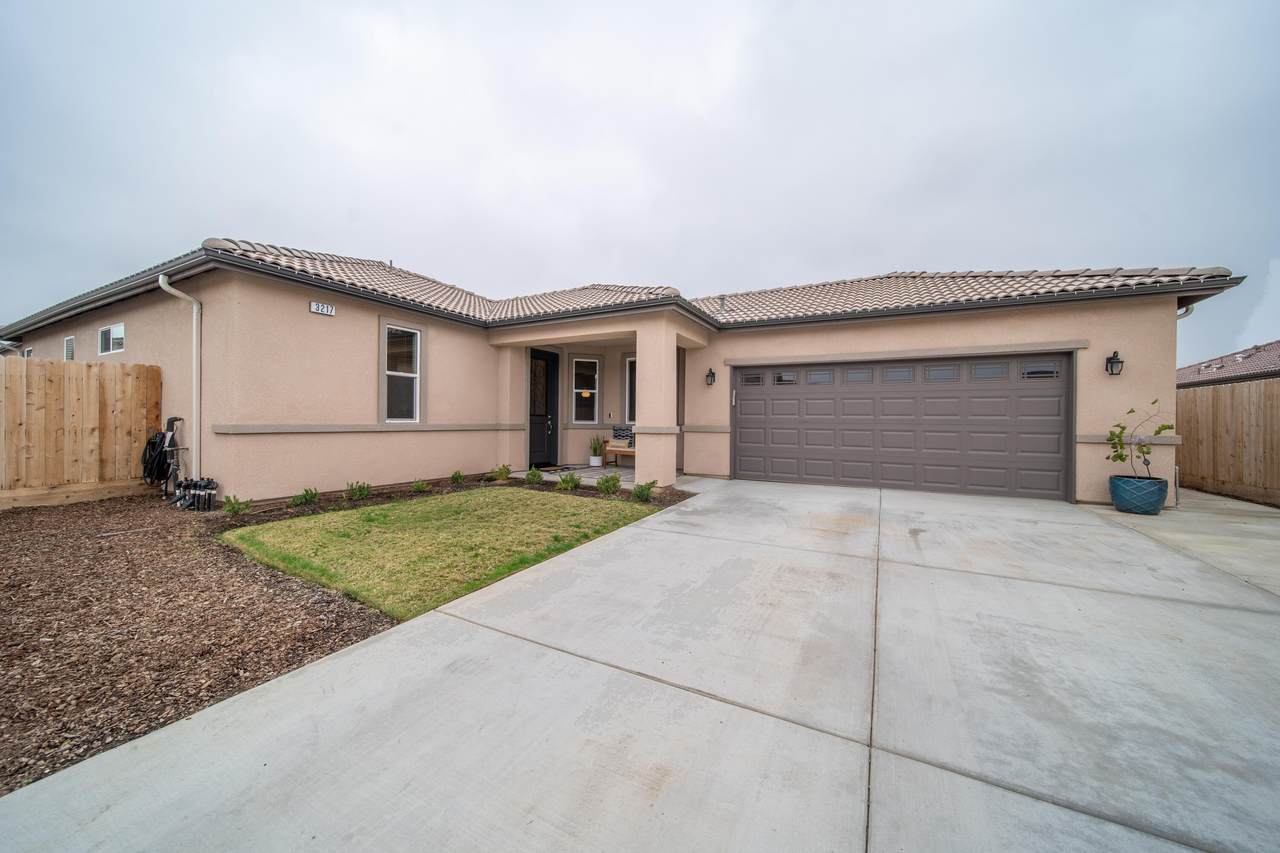 3217 Noyes Court - Photo 1
