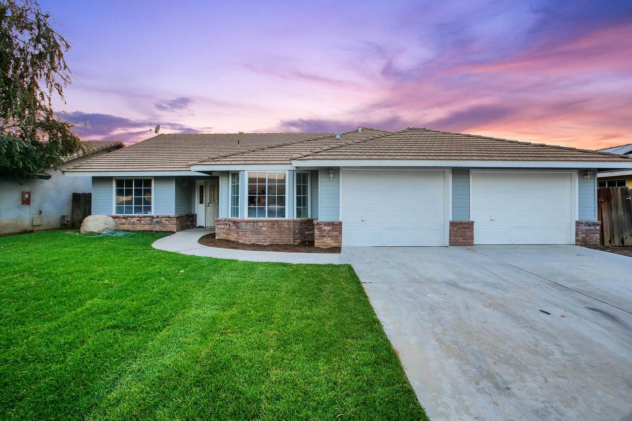 561 Fir Way - Photo 1