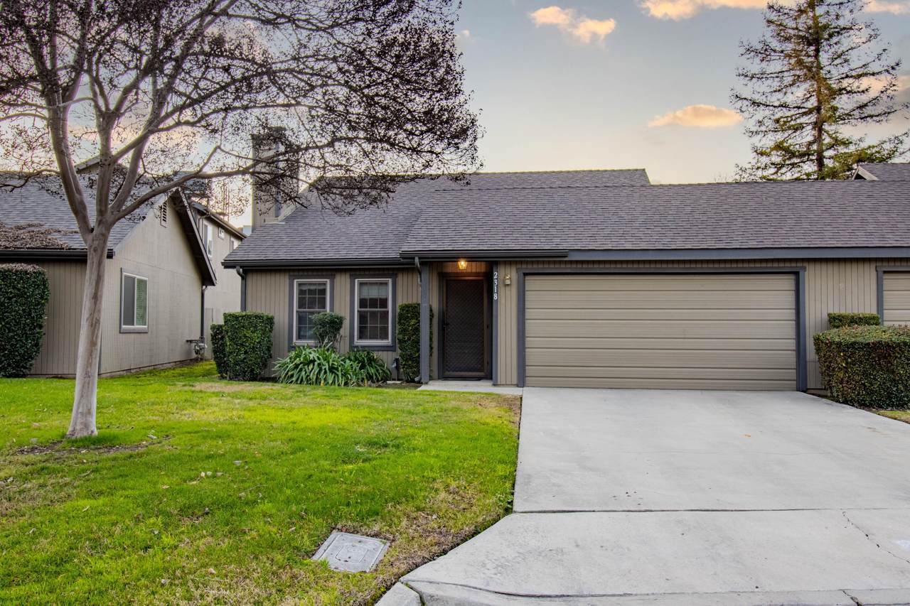 2318 Tulare Avenue - Photo 1