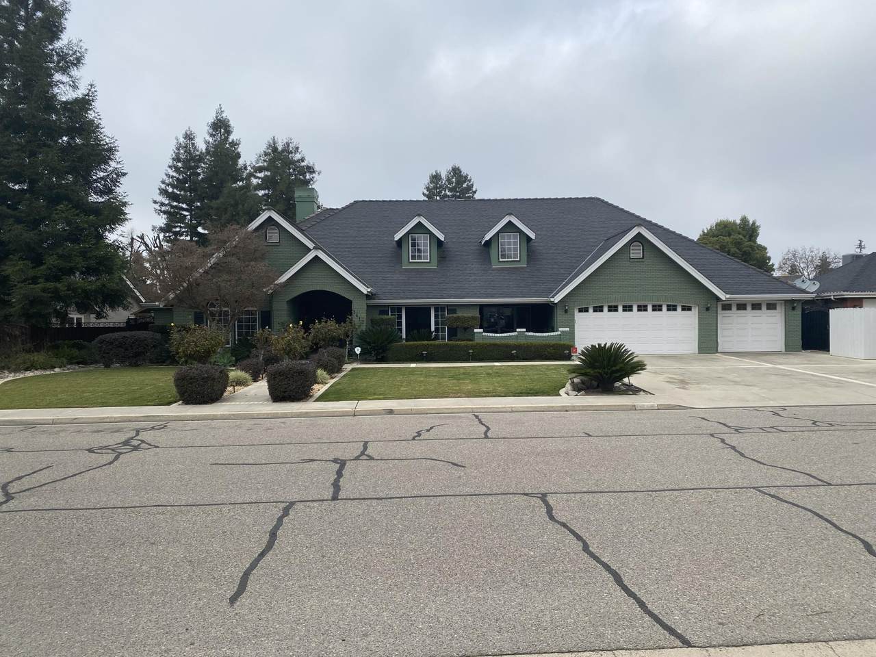 3415 Bridge - Photo 1