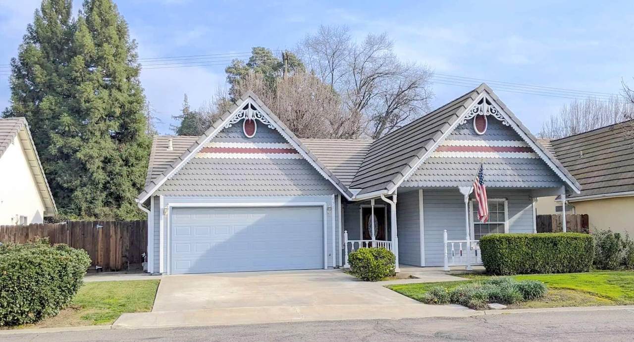 831 Pinkham Street - Photo 1