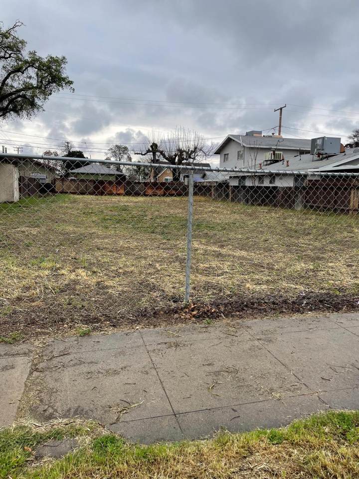 230 2nd Avenue - Photo 1