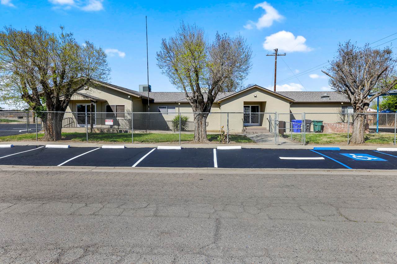 480 Front Street - Photo 1