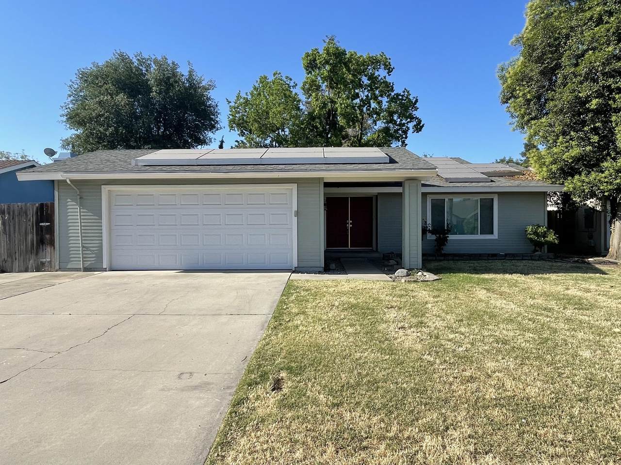 4721 College Avenue - Photo 1