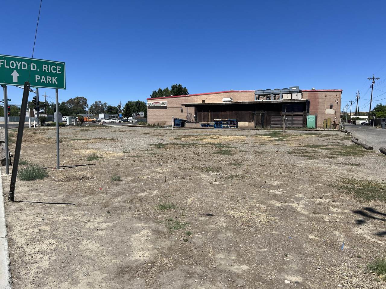 700 Skyline Blvd Boulevard - Photo 1