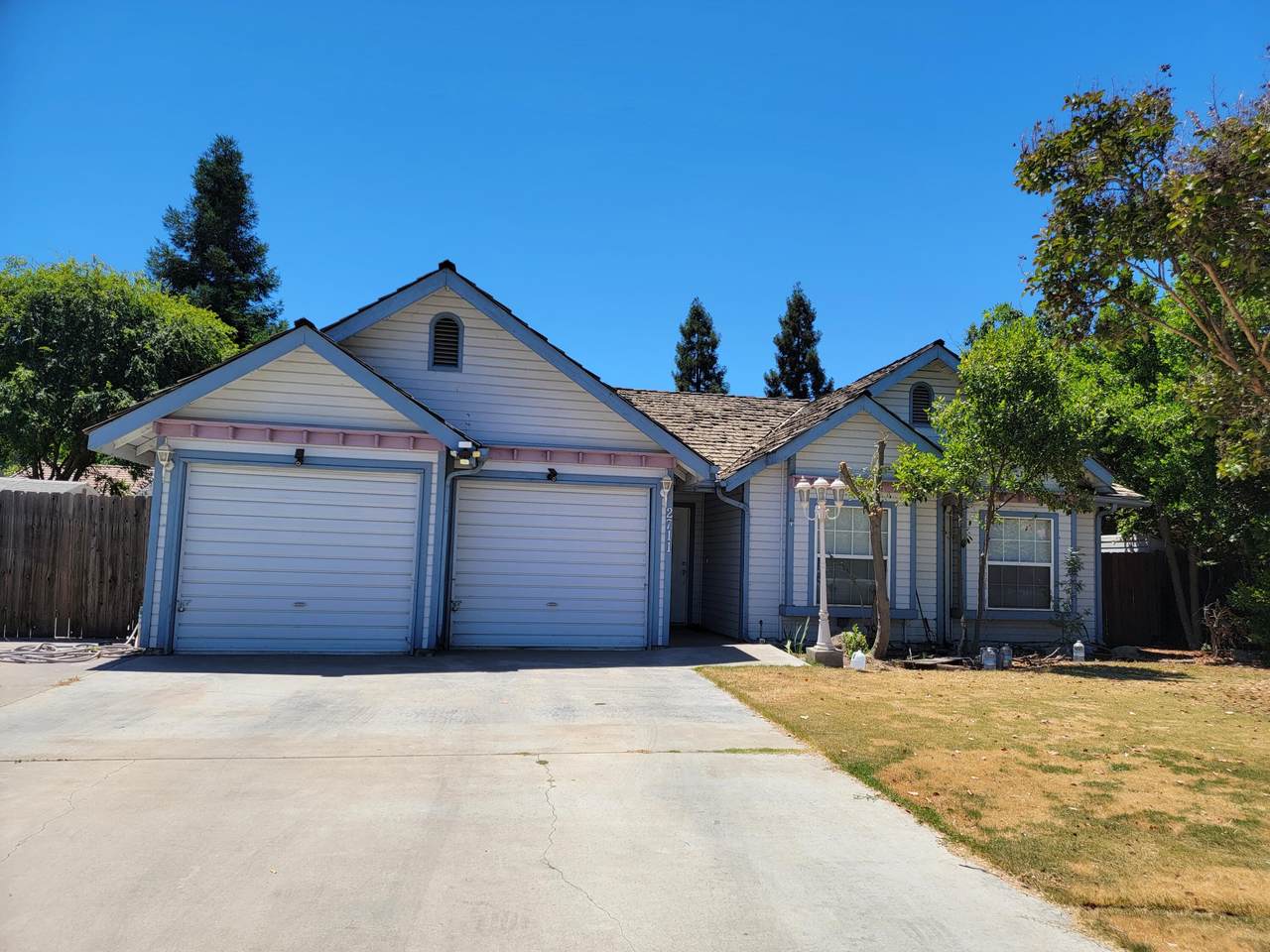 2711 Sweet Avenue - Photo 1