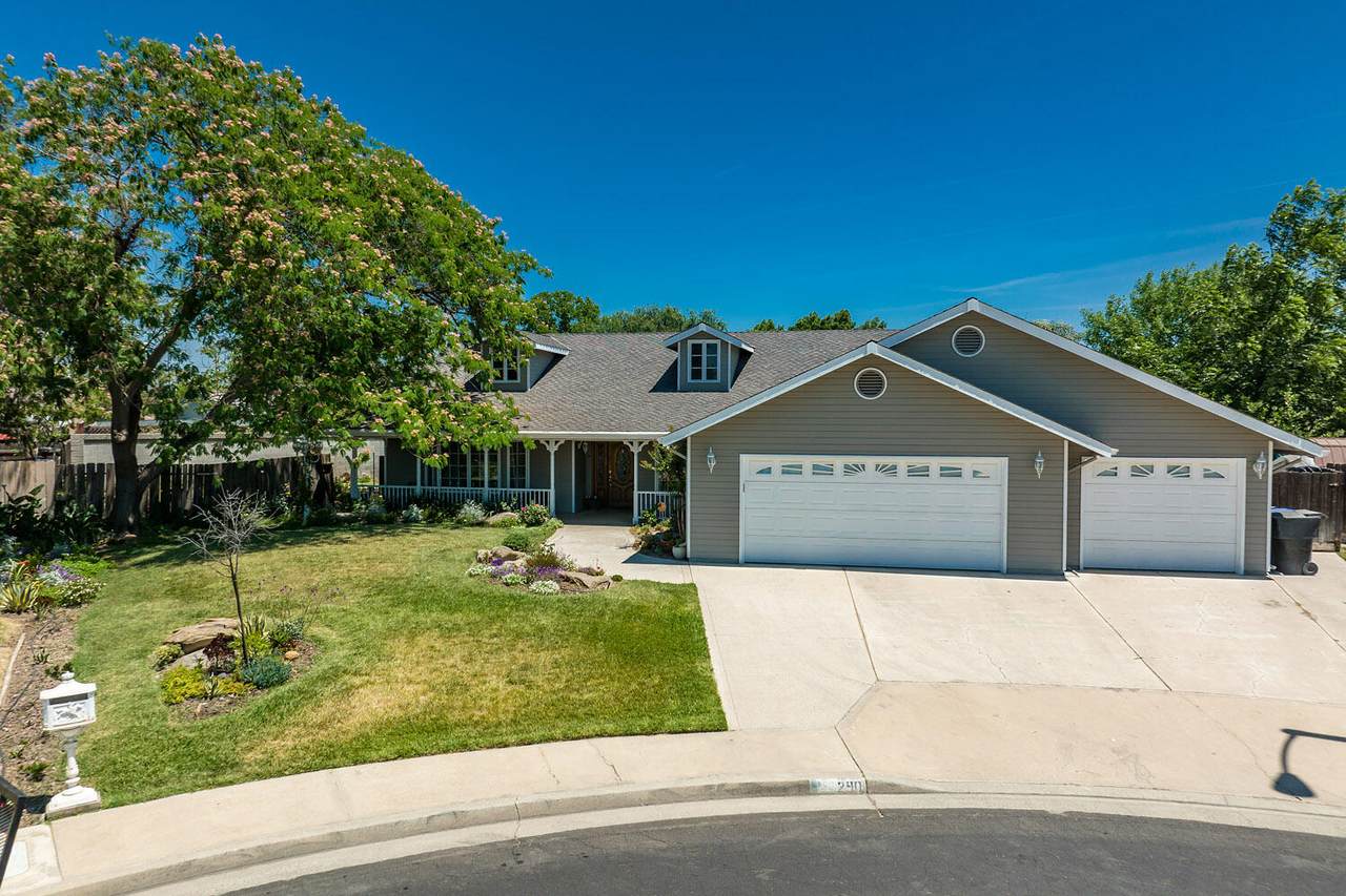 290 Orange Court - Photo 1