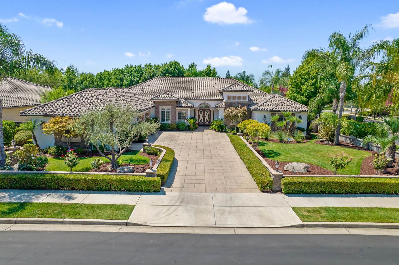 4637 Lark Court - Photo 1