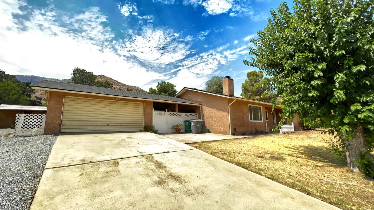40768 Crystal Drive - Photo 1