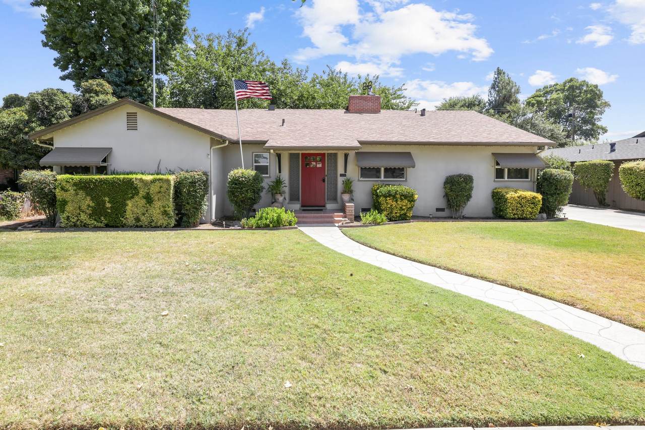 317 Sycamore Drive - Photo 1