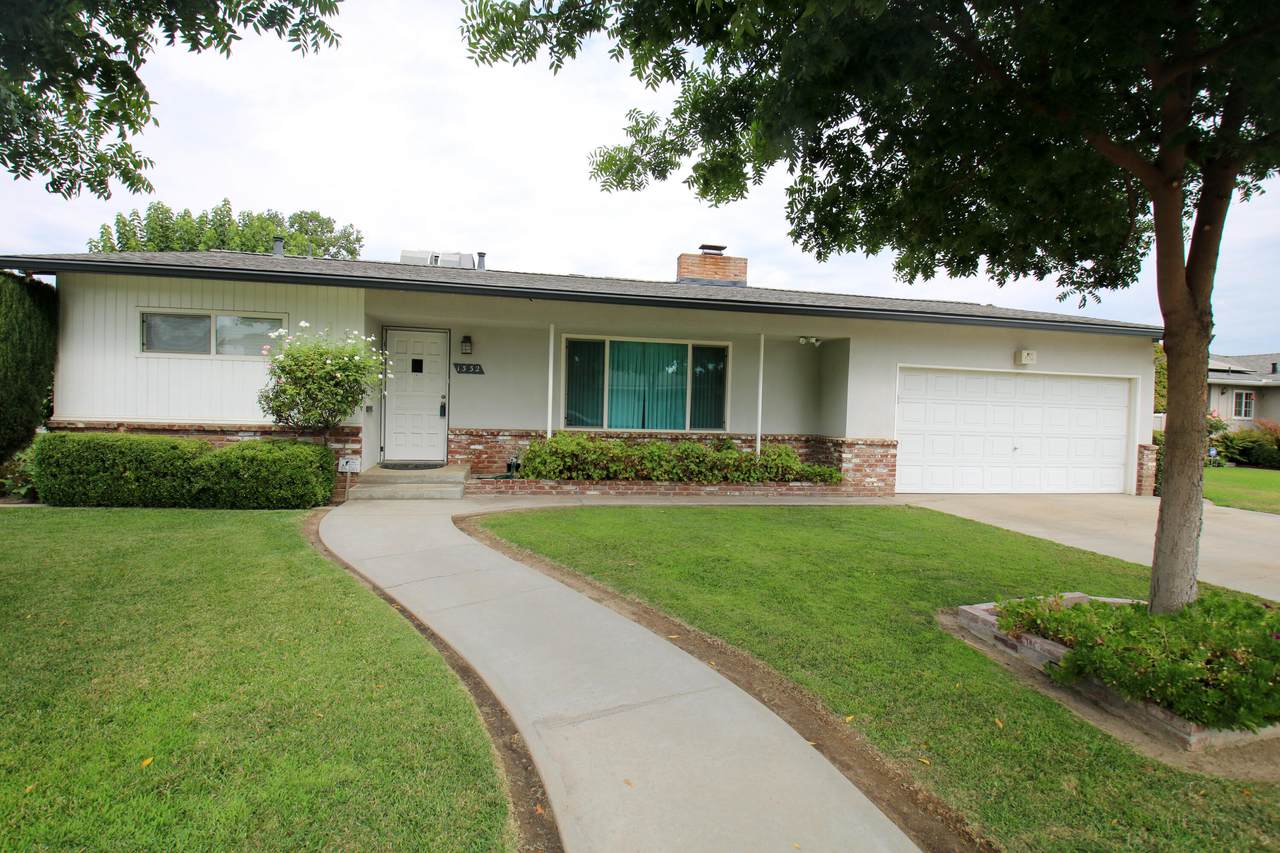 1332 Church Avenue - Photo 1