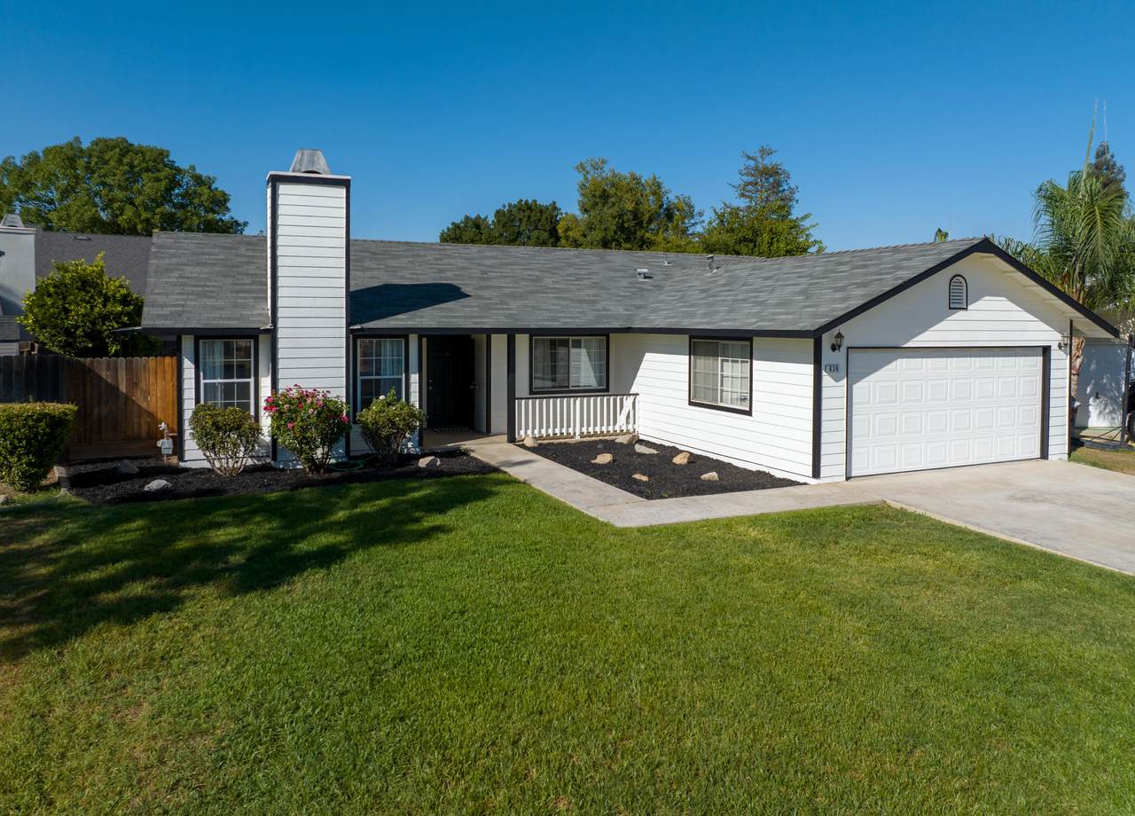 636 Catalina Circle - Photo 1