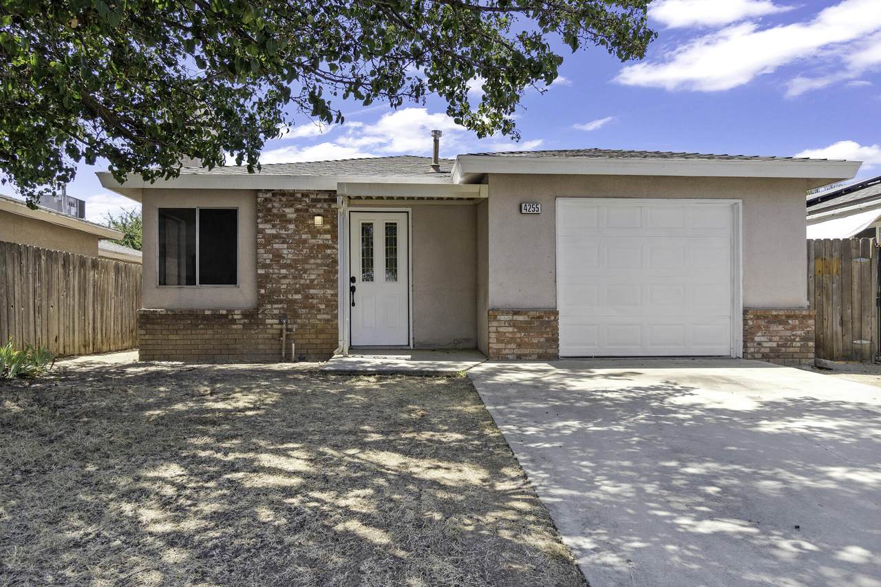 4255 Ellendale Avenue - Photo 1