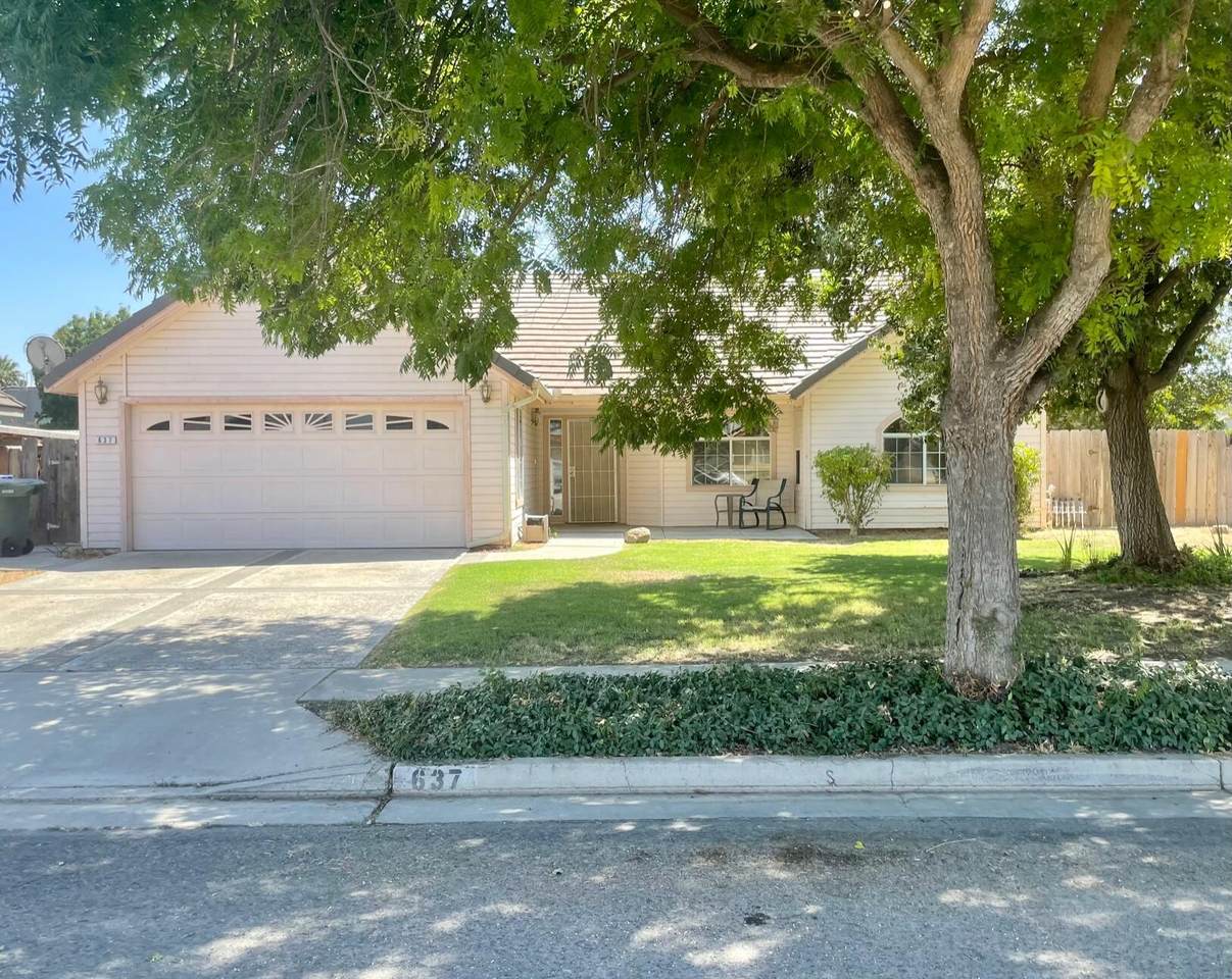 637 Spring Lane - Photo 1