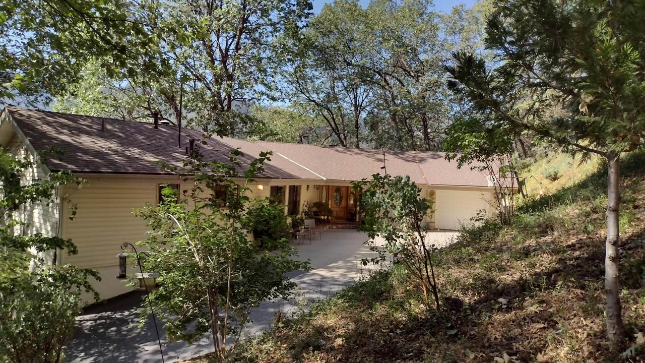 468 John Lewis Drive - Photo 1