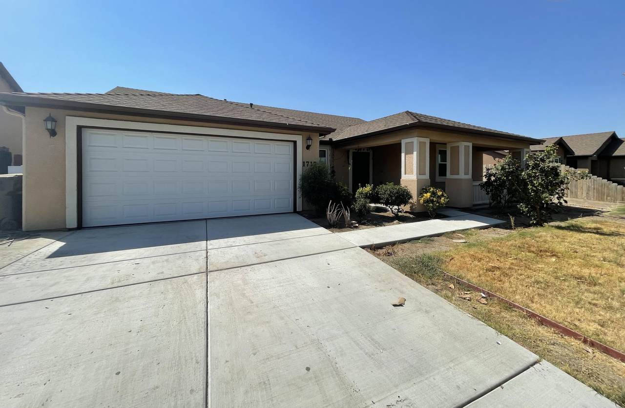1717 Santa Cruz Drive - Photo 1