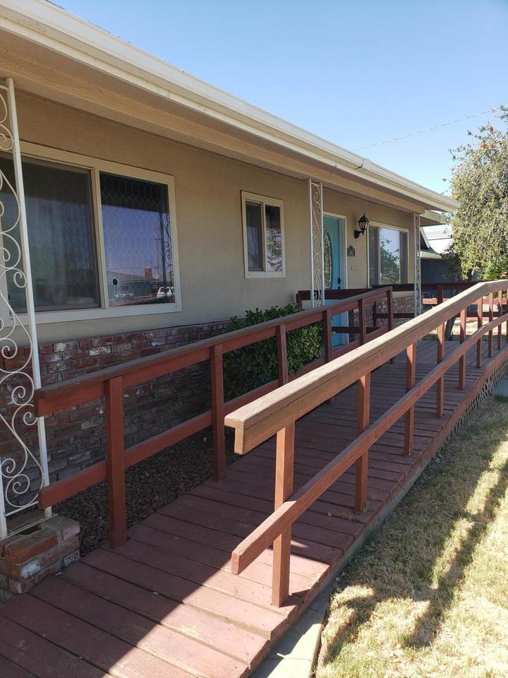1445 Mulberry Lane - Photo 1