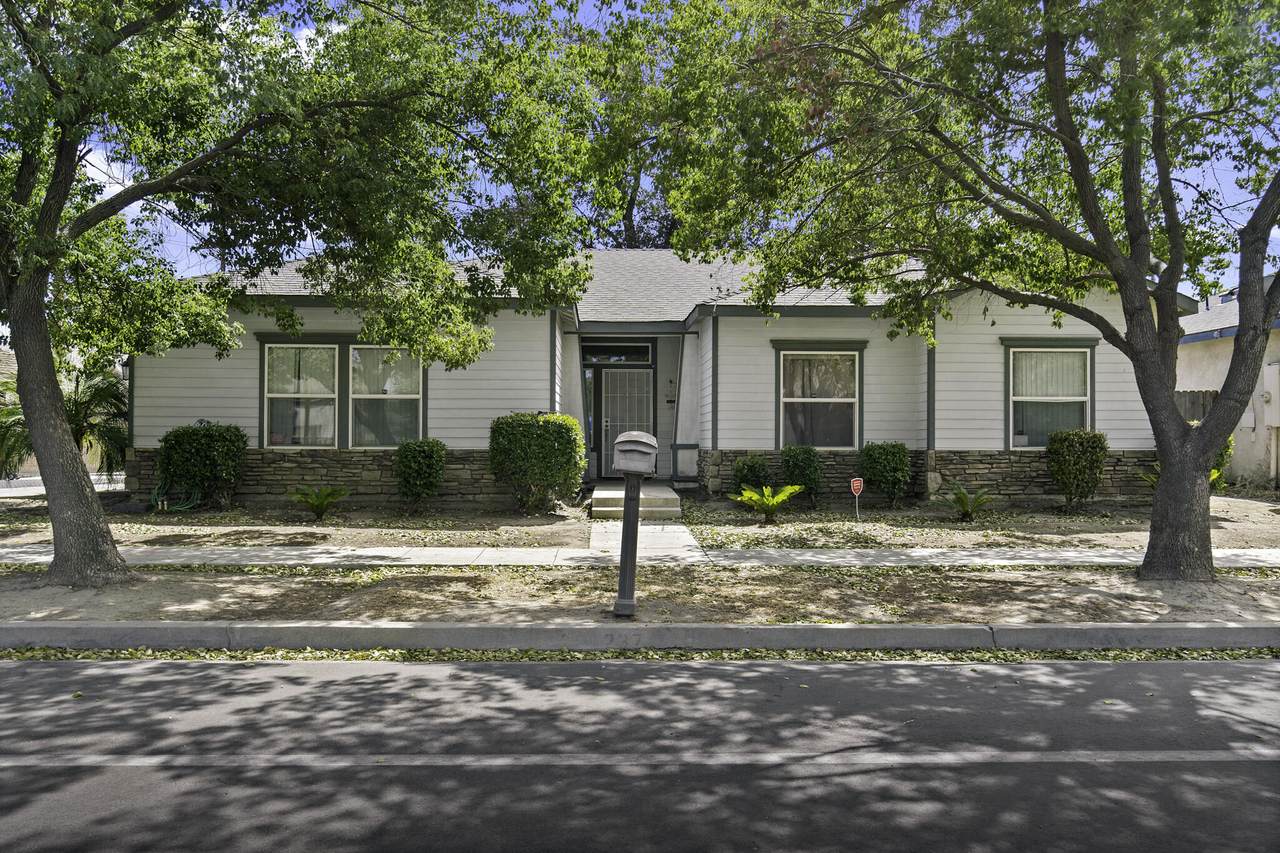 237 Tulare Avenue - Photo 1
