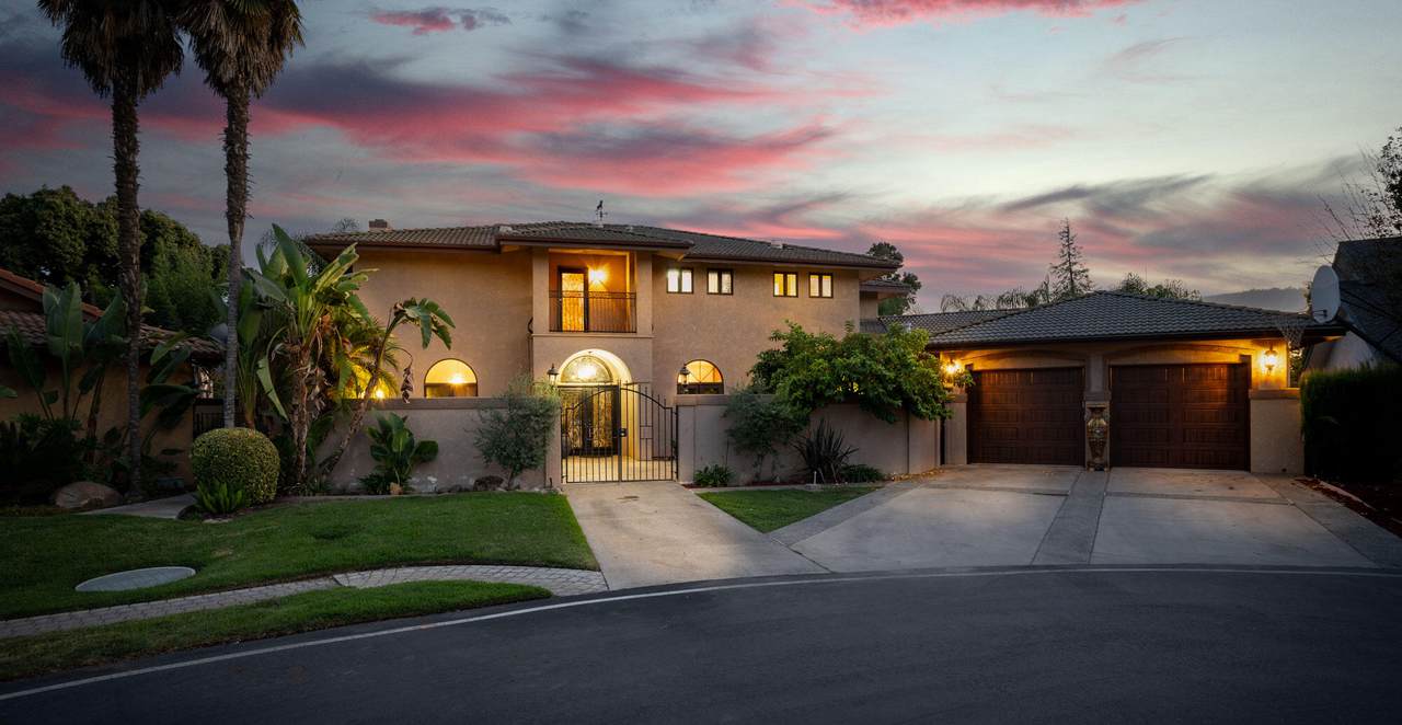 1617 Aspen Court - Photo 1