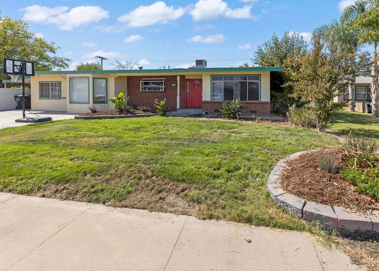 2711 Watson Street - Photo 1