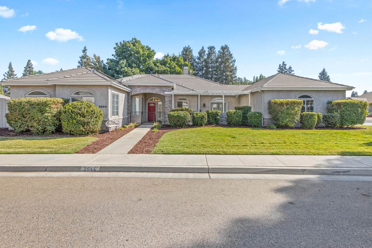 2044 Peppertree Street - Photo 1