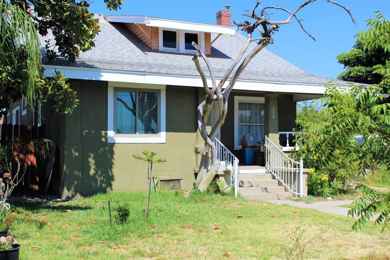 196 Mirages Avenue - Photo 1