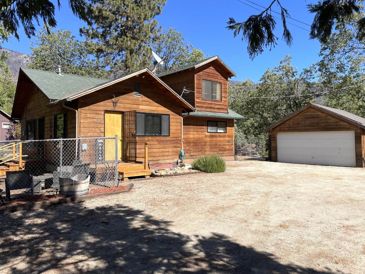 456 Grandview Drive - Photo 1