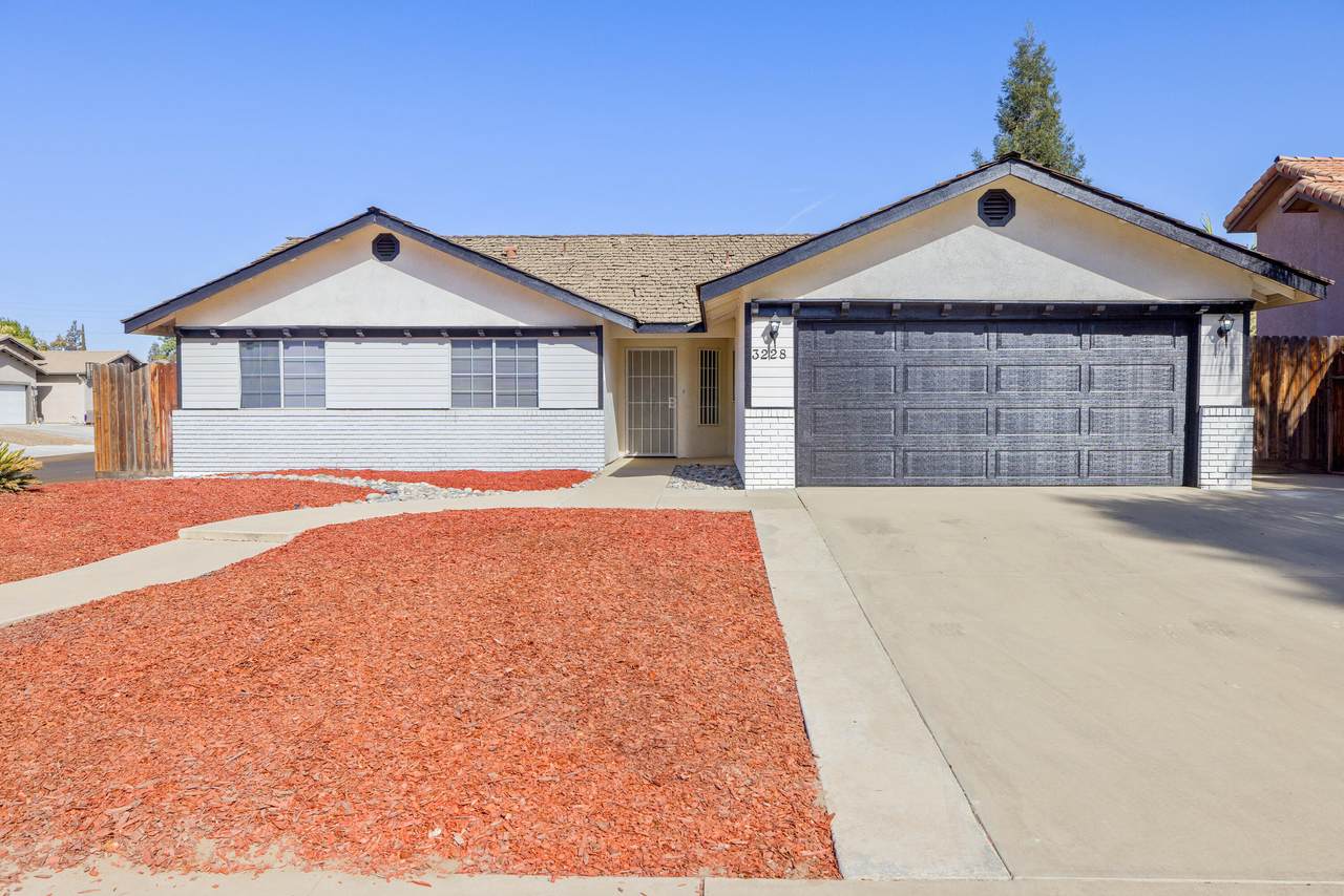 3228 Sycamore Avenue - Photo 1