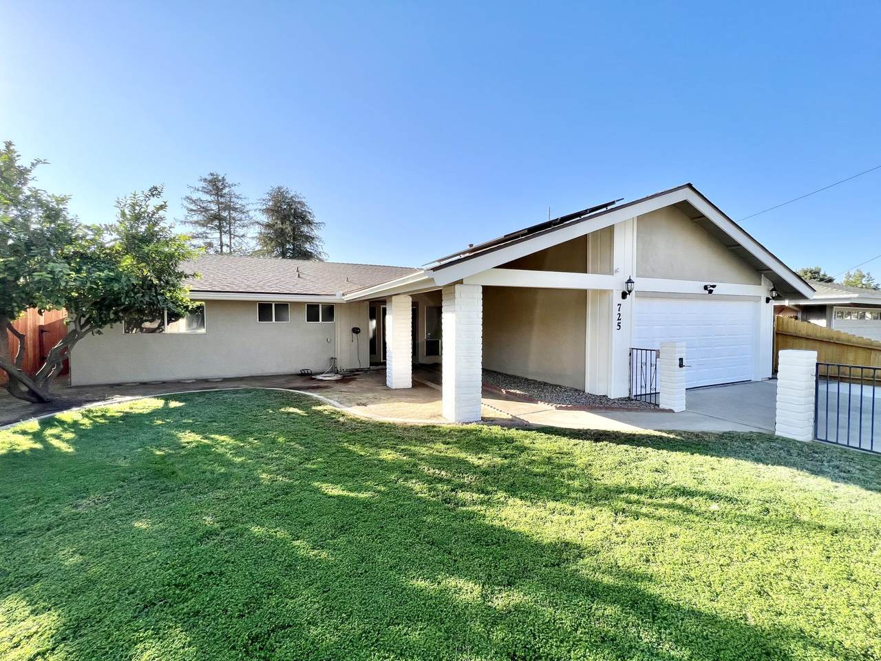 725 Jaye Street - Photo 1