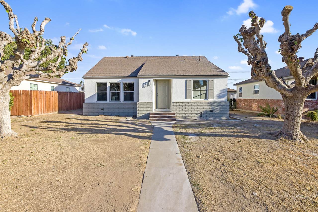 3014 Spruce Street - Photo 1