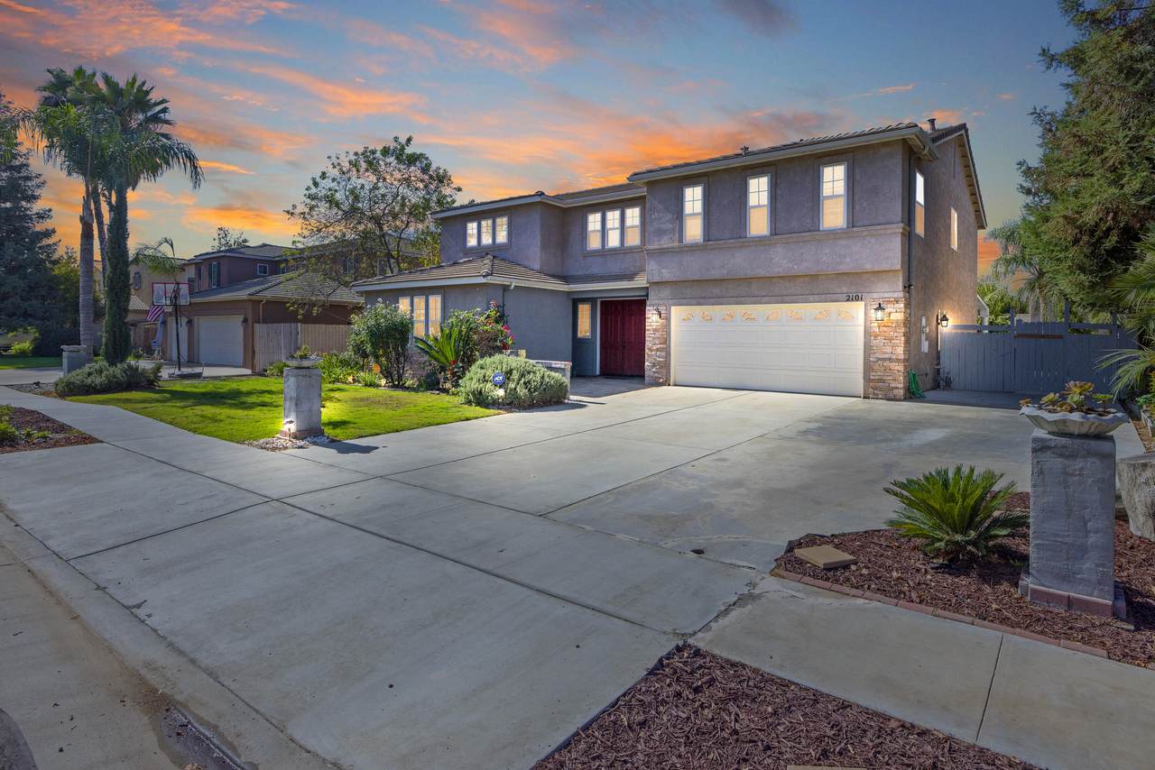 2101 Vermont Street - Photo 1