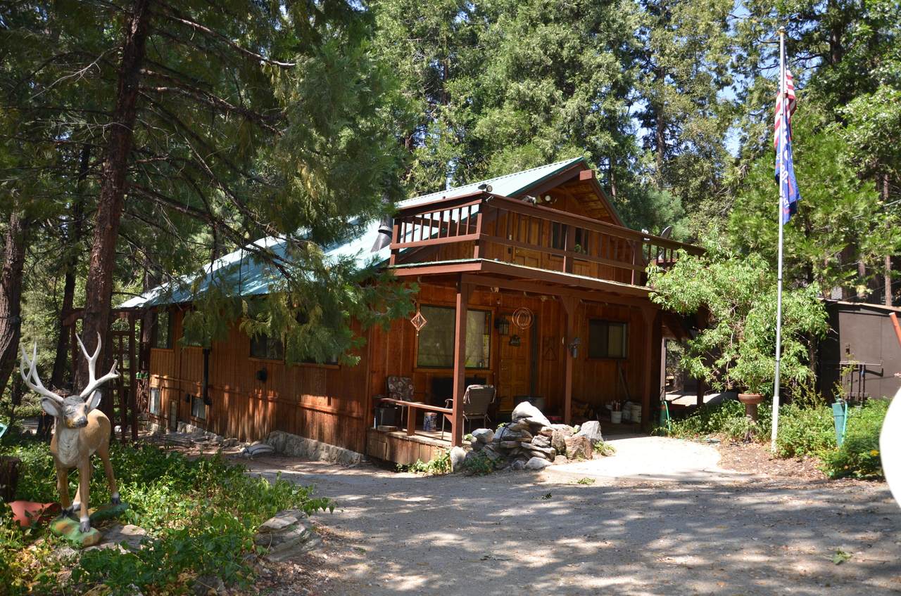 511 Acorn Drive - Photo 1