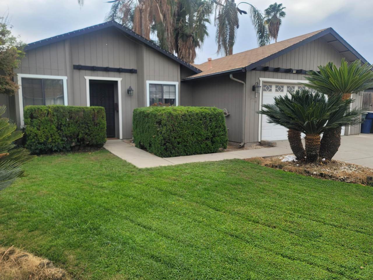 1379 Brea Avenue - Photo 1