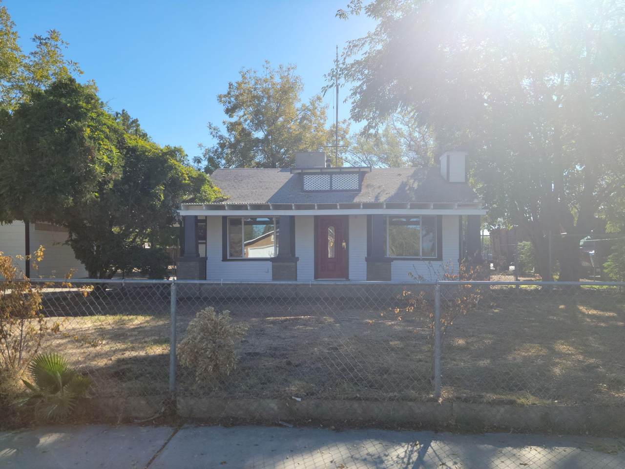 818 Maple Street - Photo 1