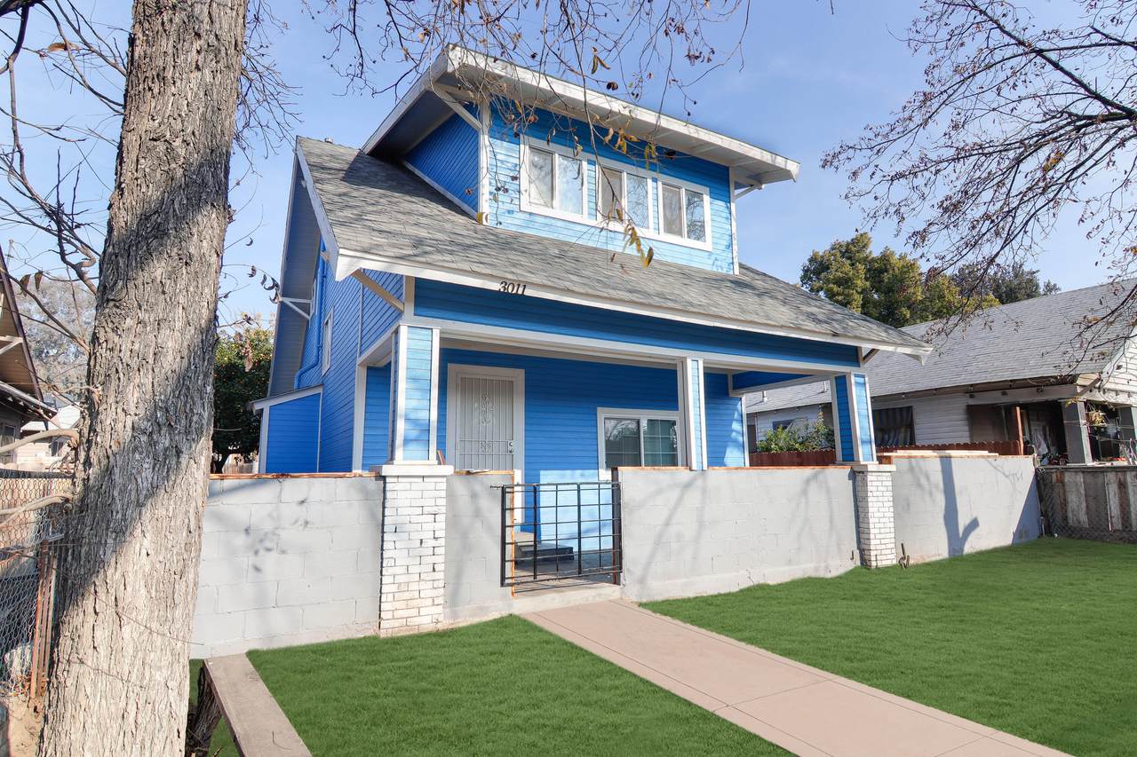 3011 Illinois Avenue - Photo 1
