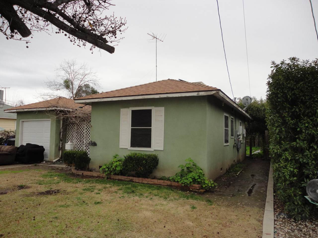 801 Laurel Avenue - Photo 1
