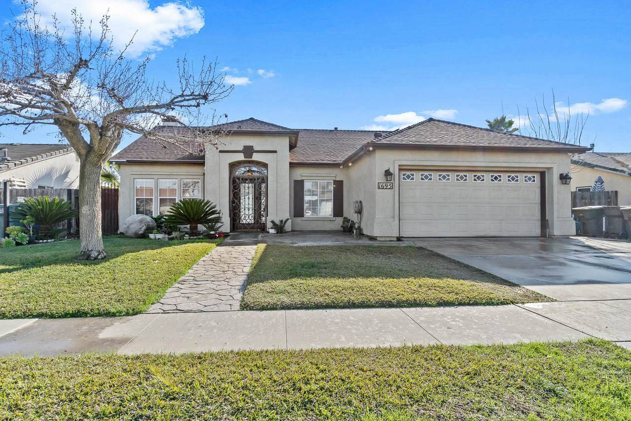 1695 Cochran Avenue - Photo 1