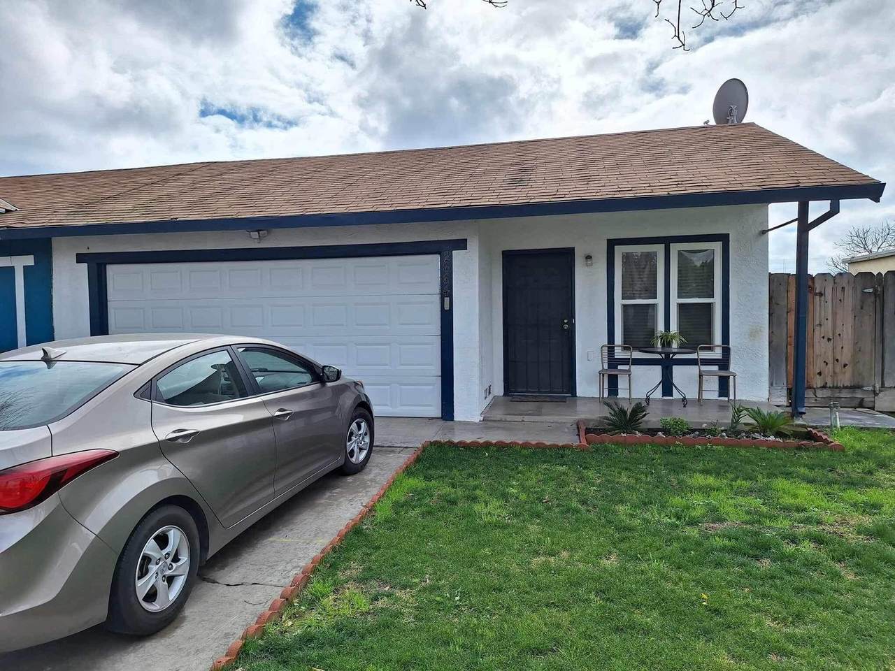 2664 San Ignacio Avenue - Photo 1