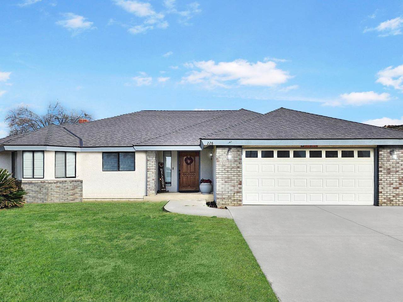 228 Fargo Avenue - Photo 1