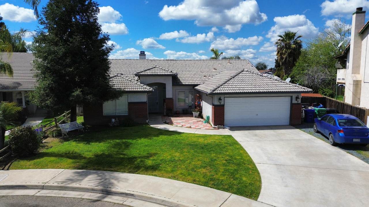 1513 York Street - Photo 1