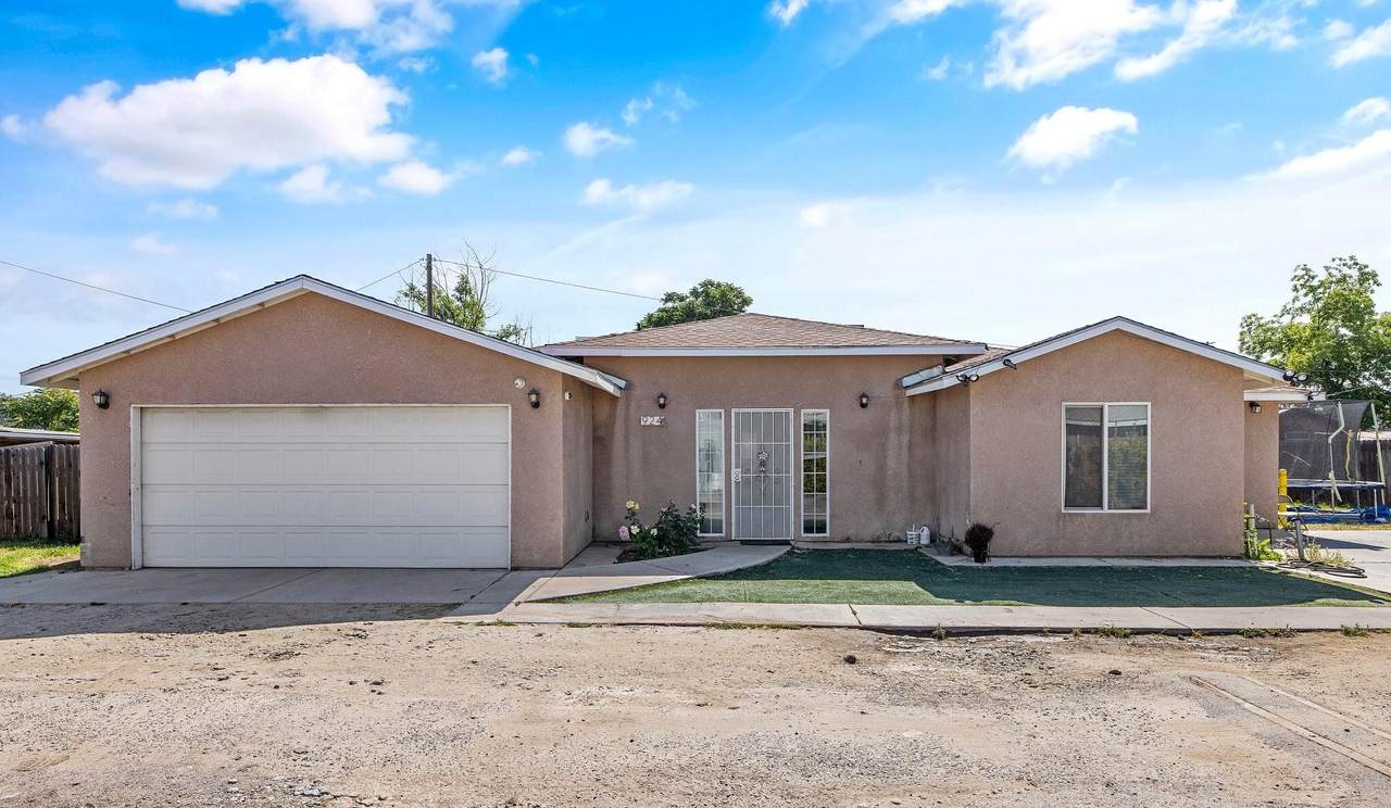 924 K Avenue - Photo 1