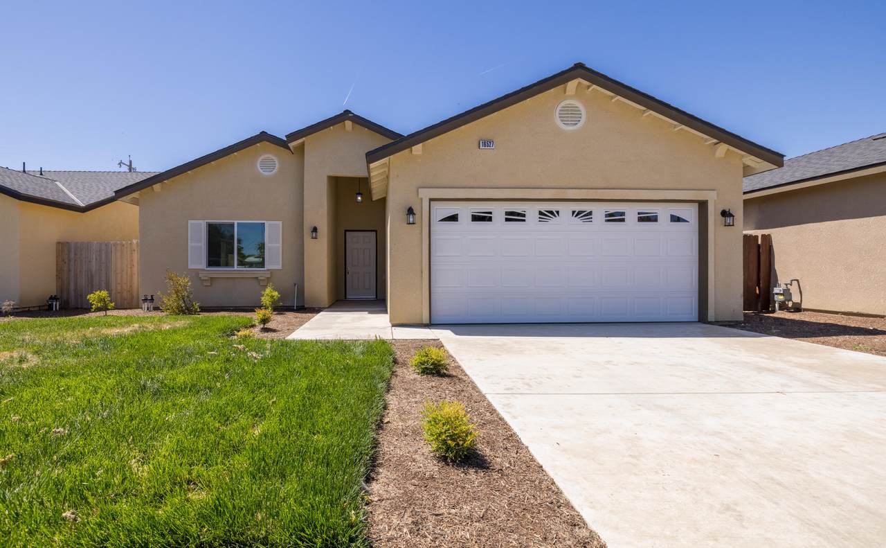 16527 5th Street - Photo 1