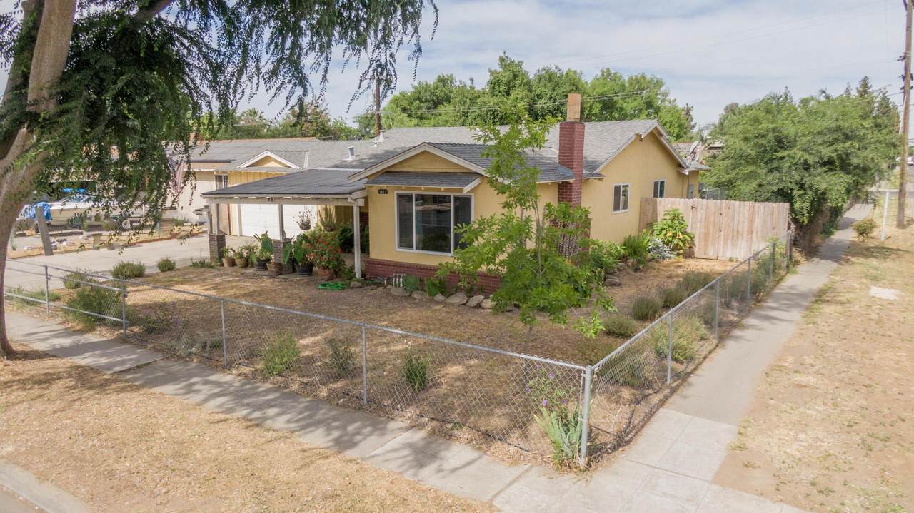 1412 Recreation Avenue - Photo 1