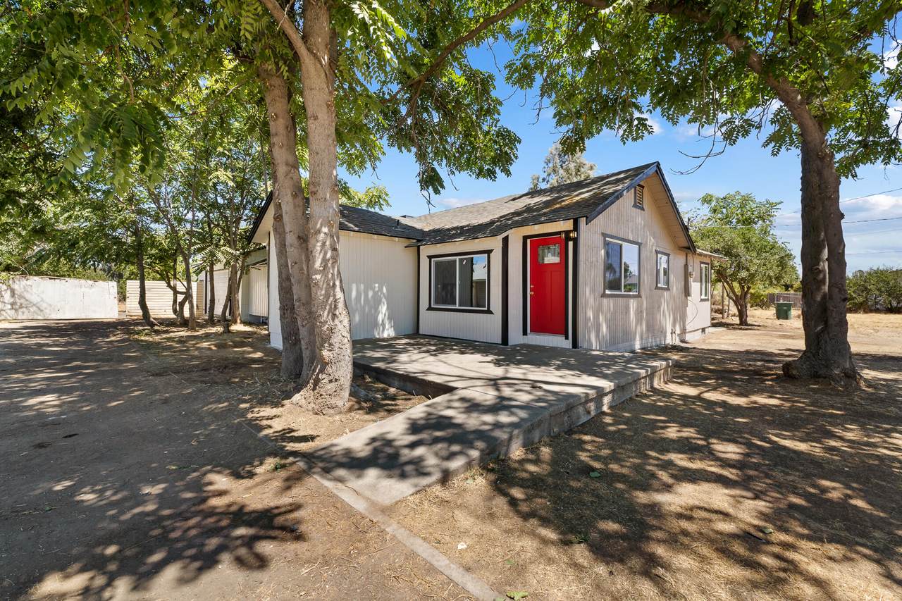 889 Mariposa Street - Photo 1