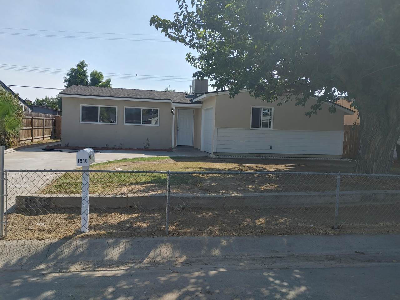 1510 Elm Street - Photo 1