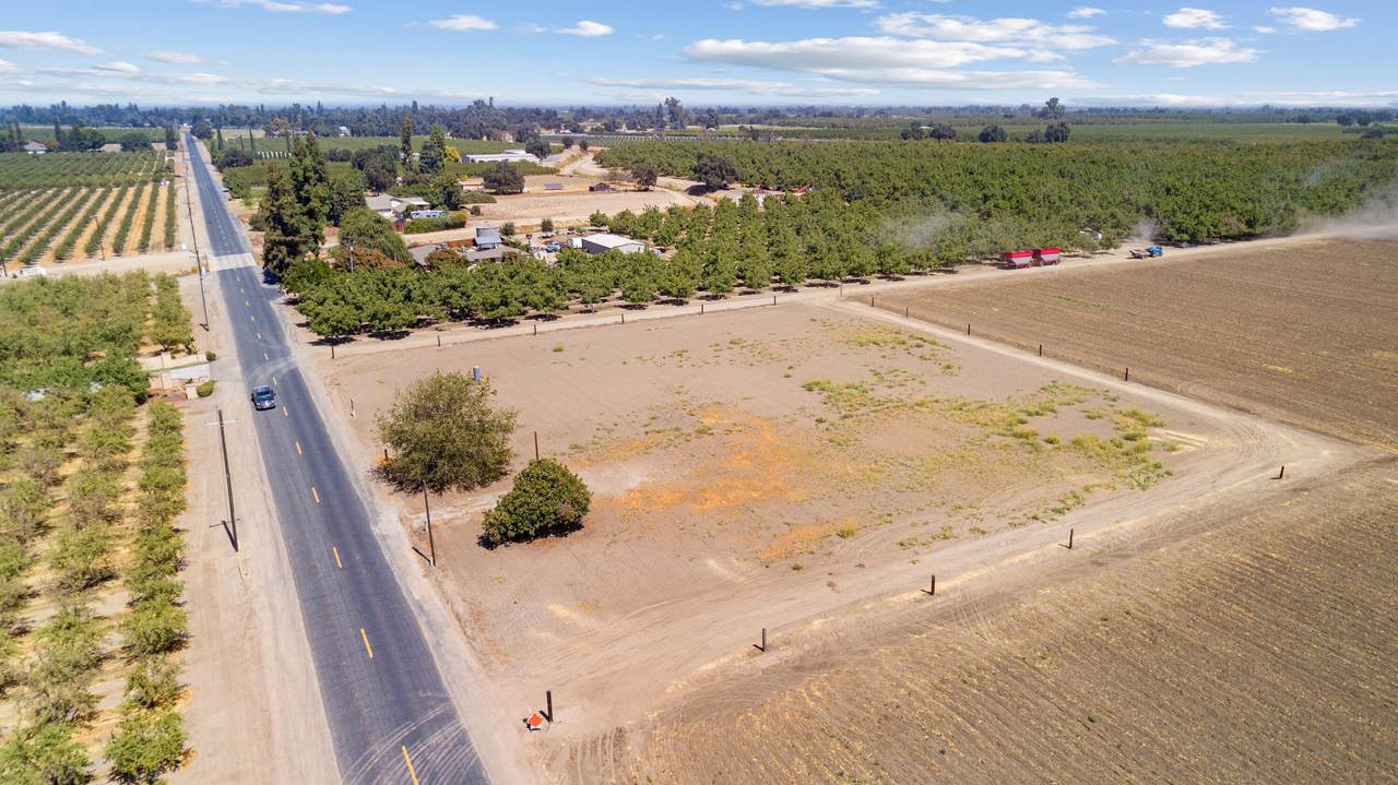 4603 12th Avenue - Photo 1