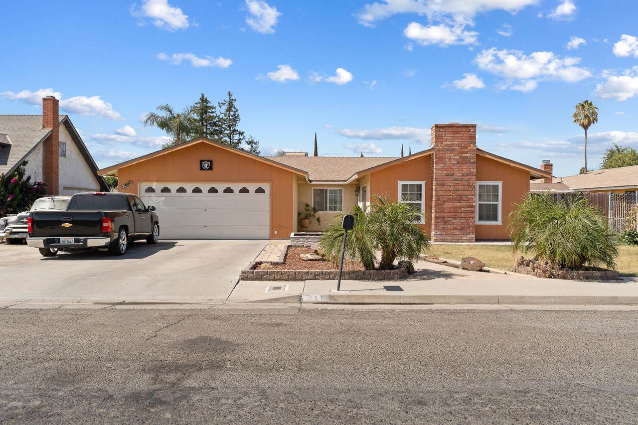 311 Beverly Street - Photo 1